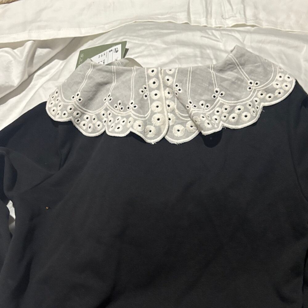 H & m 7/8 Glow-in-the-Dark Skeleton
Sweatshirt Set for Kids new with tags nwt - Picture 13 of 15